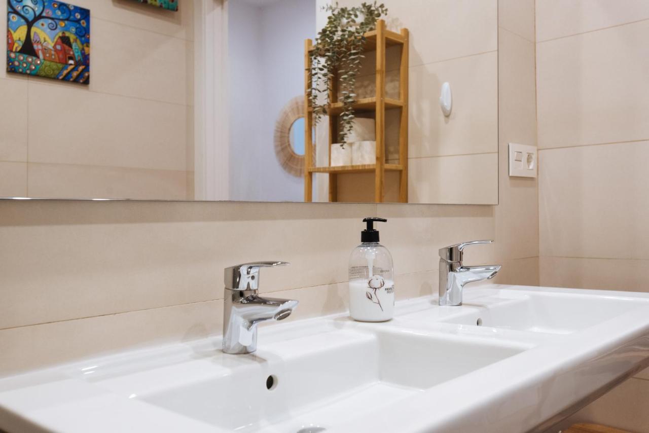 Apartamento Estelar Con Piscina Y Garaje Nervion Διαμέρισμα Σεβίλλη Εξωτερικό φωτογραφία