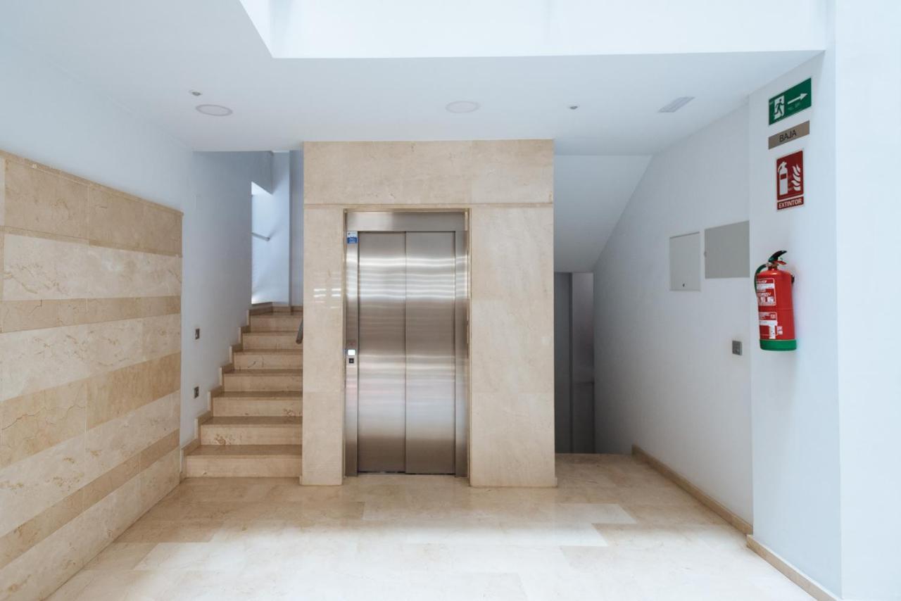 Apartamento Estelar Con Piscina Y Garaje Nervion Διαμέρισμα Σεβίλλη Εξωτερικό φωτογραφία